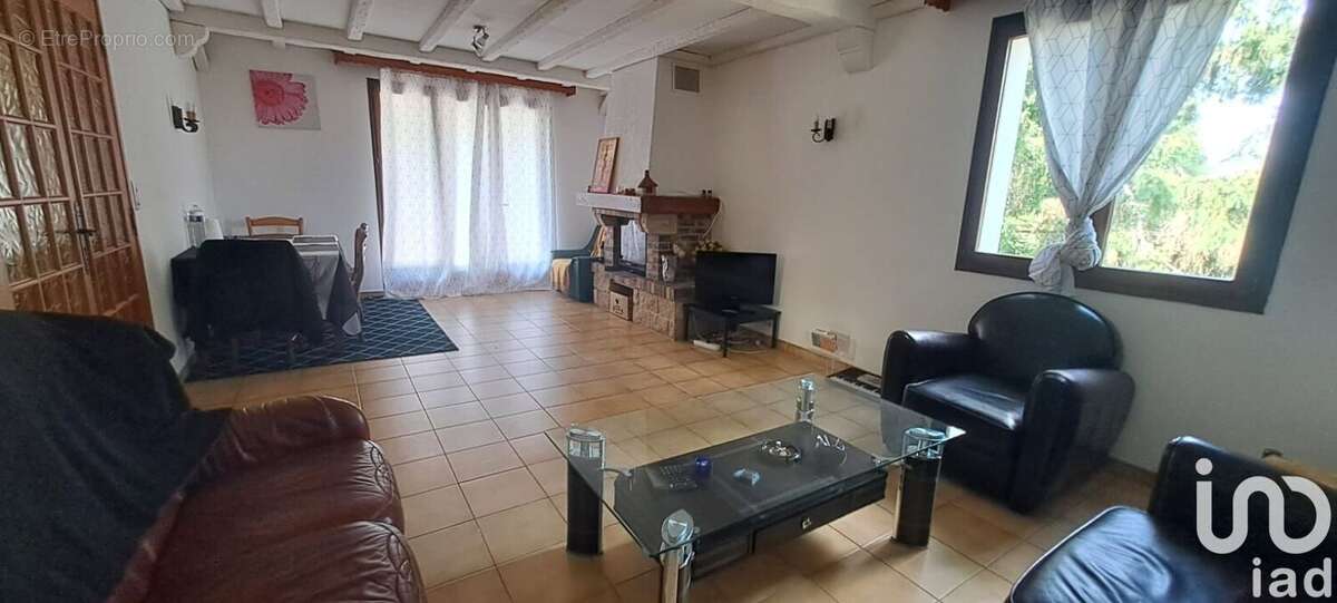 Maison 96 m² à Saint-Hilaire-Les-Andresis  - photo 2