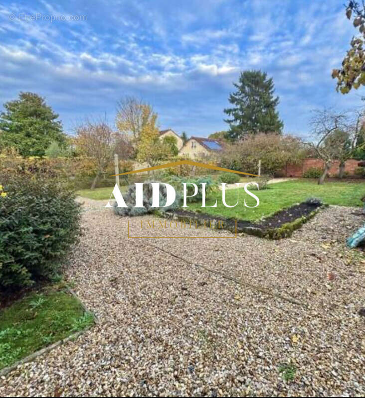 Maison à SAINT-PRIX