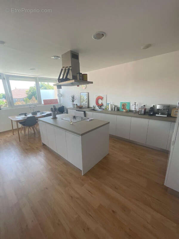JOLIVET - Immeuble de 612 m2 sur terrain de 1303 m2 - photo 10