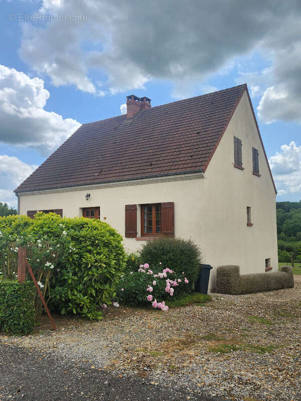 Maison à LA NEUVILLE-SUR-OUDEUIL