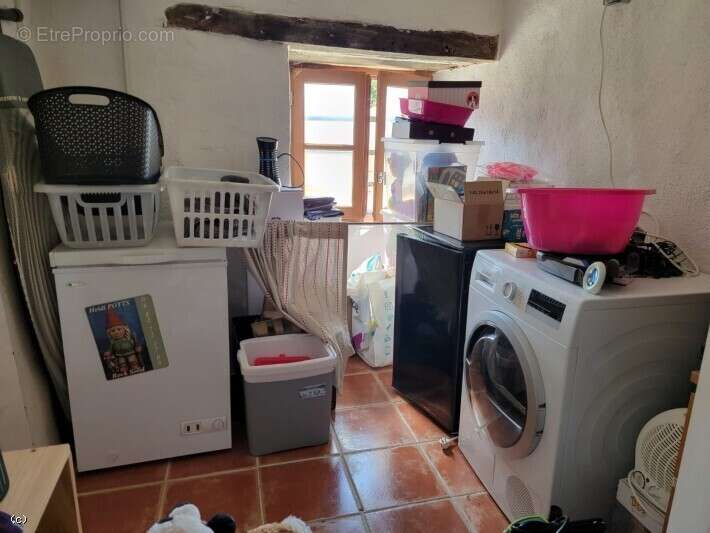 Maison à NANTEUIL-EN-VALLEE