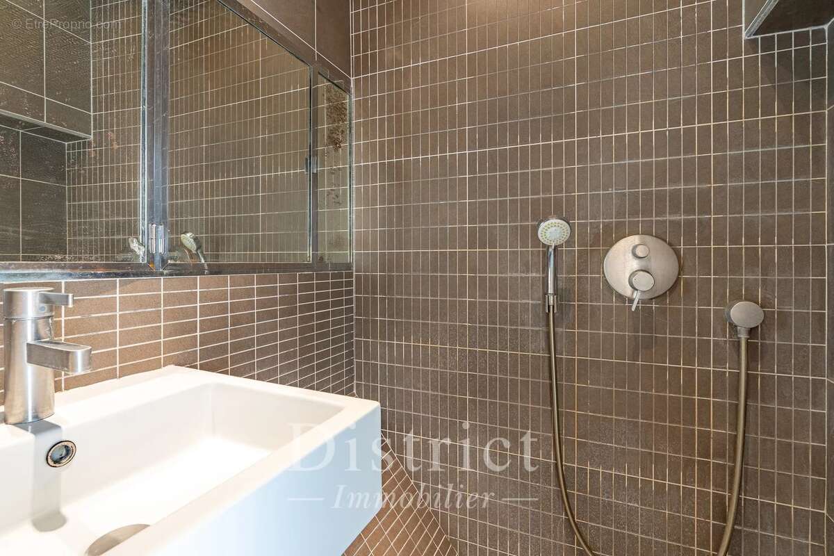 Appartement à PARIS-4E