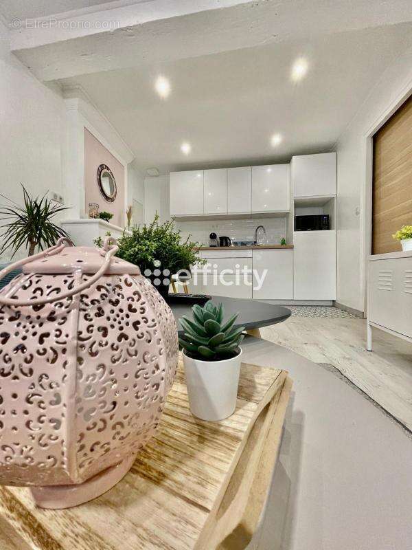 Appartement à SAINTES