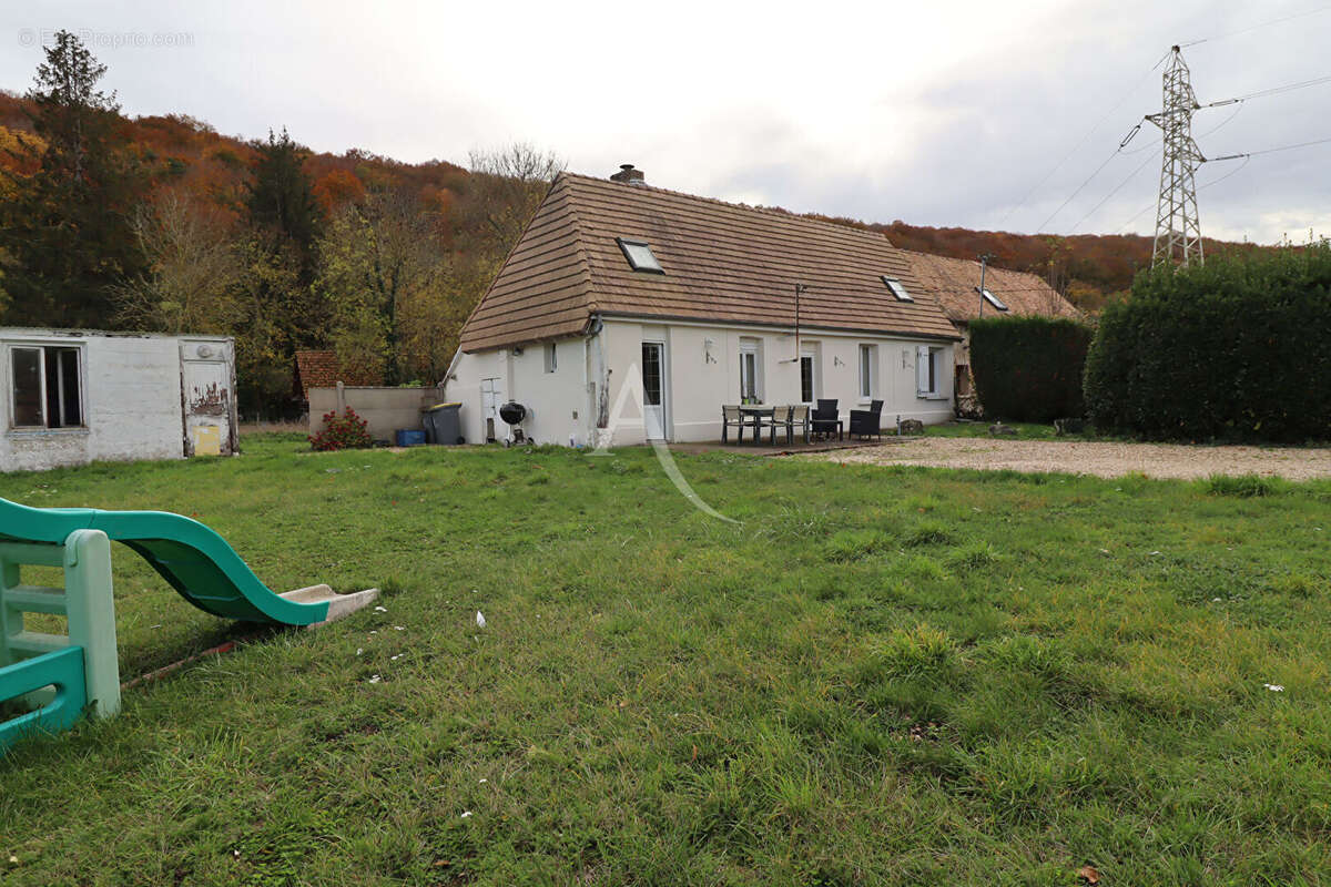 Maison à HONDOUVILLE