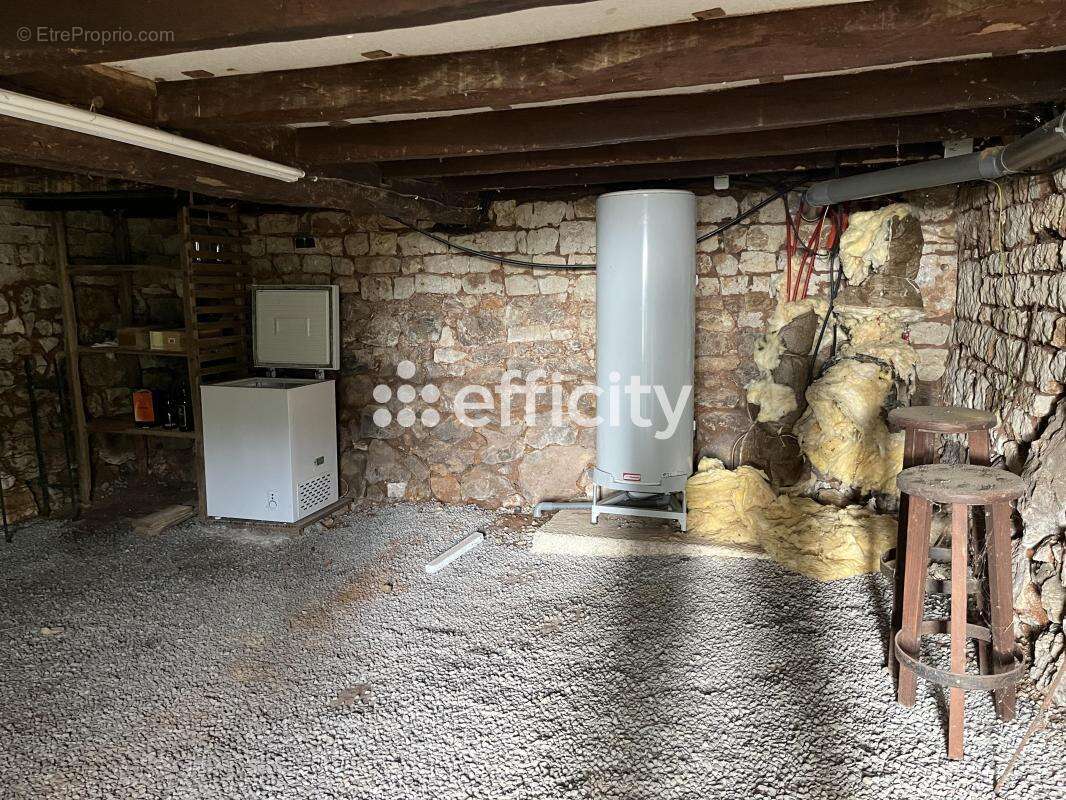 Maison à CELLES-SUR-BELLE