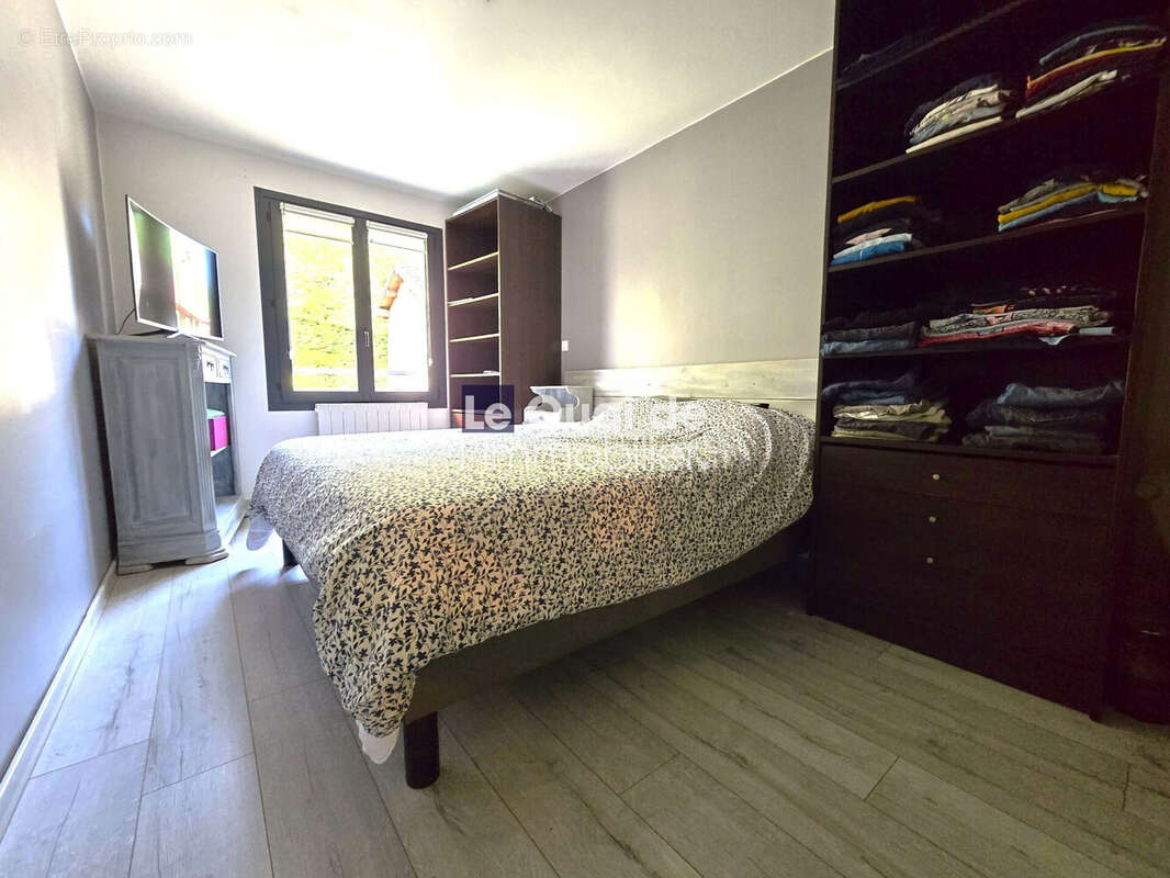 Maison 159 m² à Saint-Pierre-De-Mesage  - photo 4