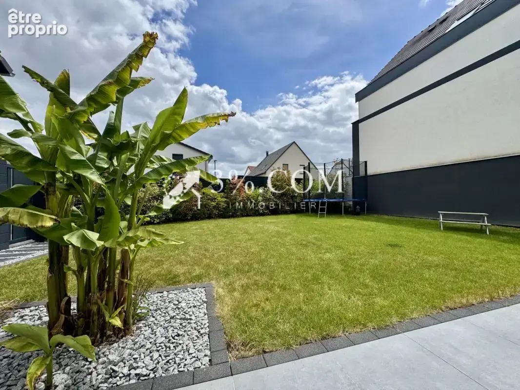 3%COM Belle maison récente avec piscine et jardin - photo 5