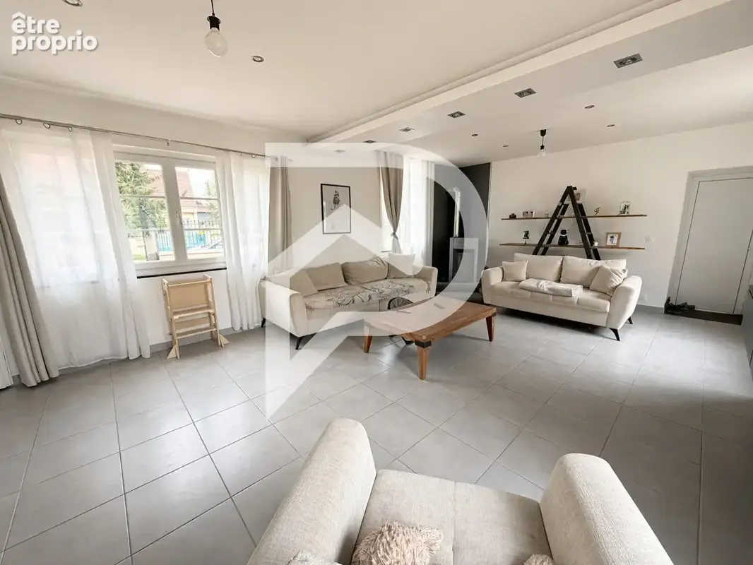 Maison Hénonville 8 pièce(s) 156 m2 - photo 2