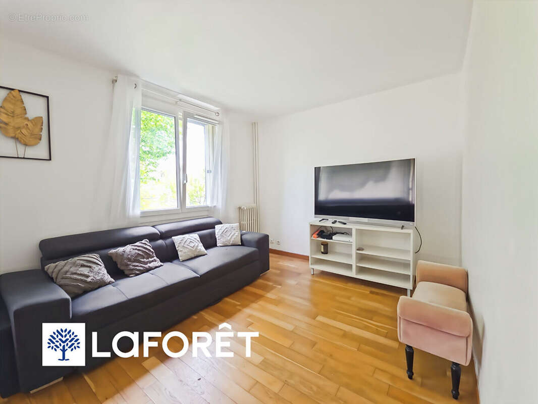 Appartement à RIS-ORANGIS