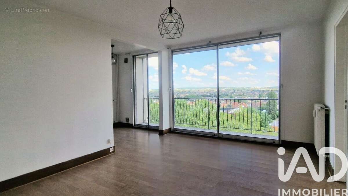 Photo 4 - Appartement à LE BLANC-MESNIL