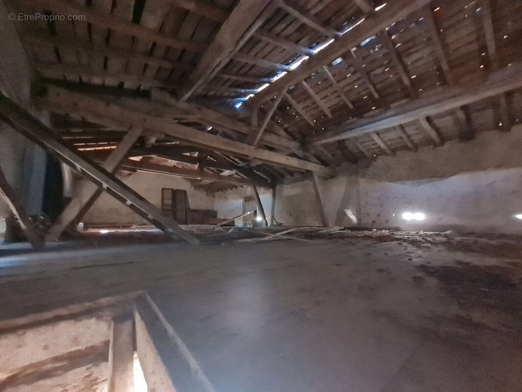 Maison à BOURG-SAINT-BERNARD