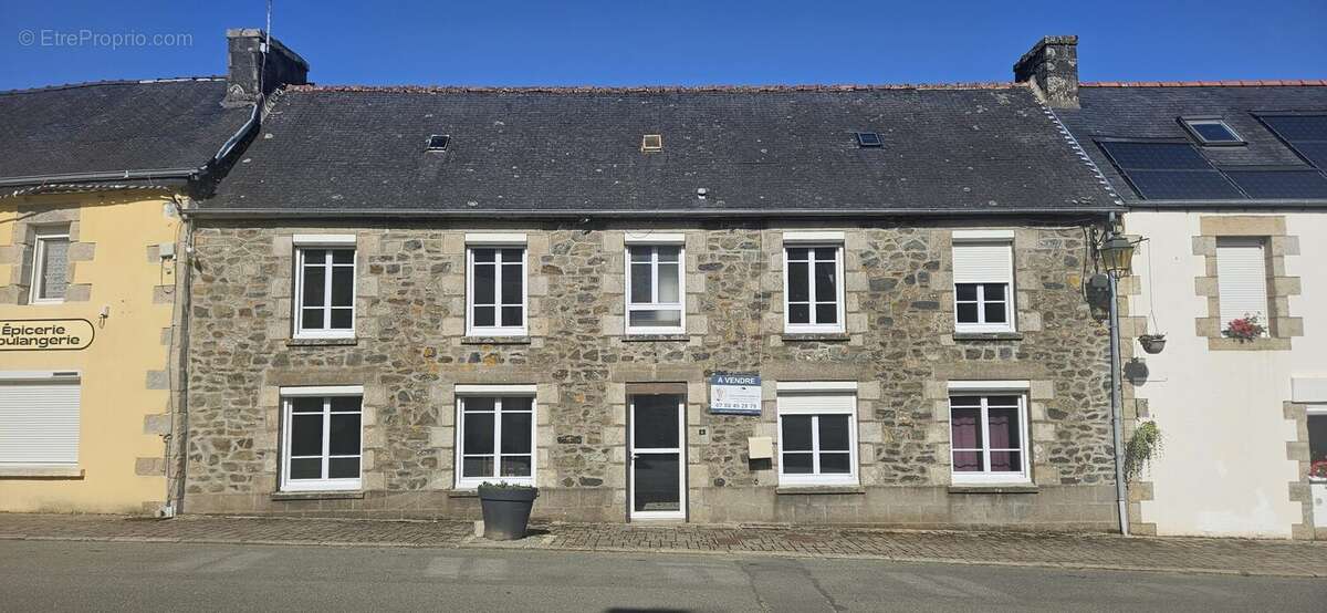 Maison à LA CHAPELLE-NEUVE