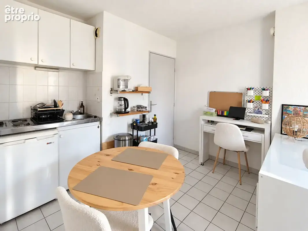 Beau studio avec grand balcon - photo 5