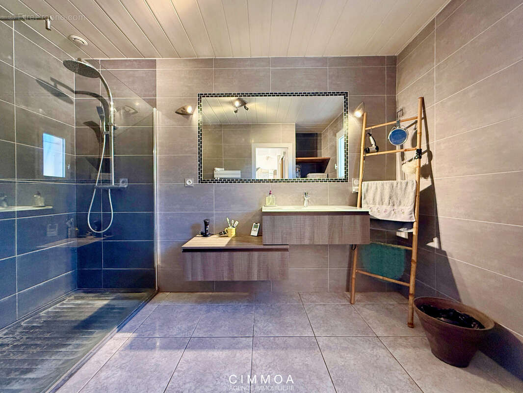 Maison à BALARUC-LE-VIEUX