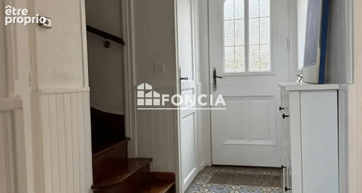 Charme et authenticité pour ce pavillon de 3 chambres ,niché dans un quartier résidentiel avec une vue exceptionnelle - photo 2
