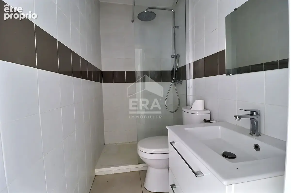 Appartement 17m² à La Plaine Saint Denis - photo 3