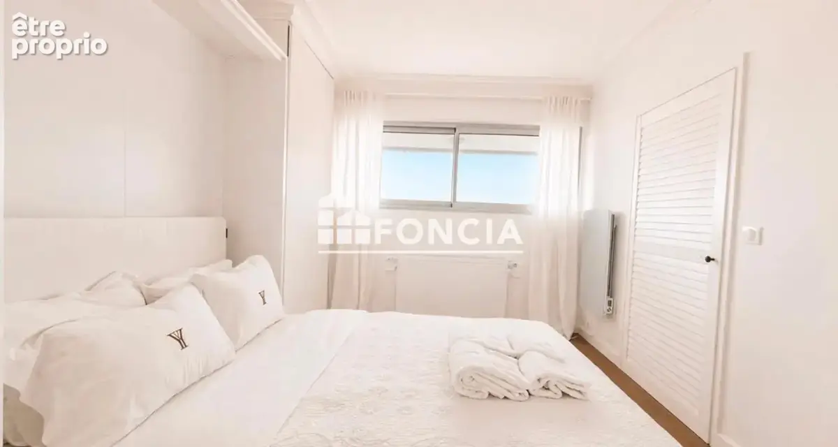 Appartement Marina Baie des Anges de 95.55m2 - Vue Port et mer - photo 6