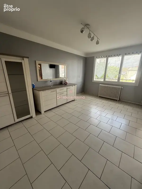 Maison 171 m² à Chateauroux  - photo 6