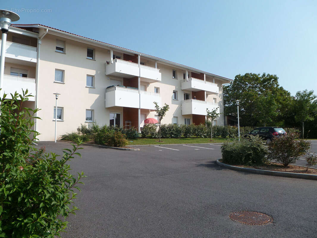 Appartement à GOND-PONTOUVRE