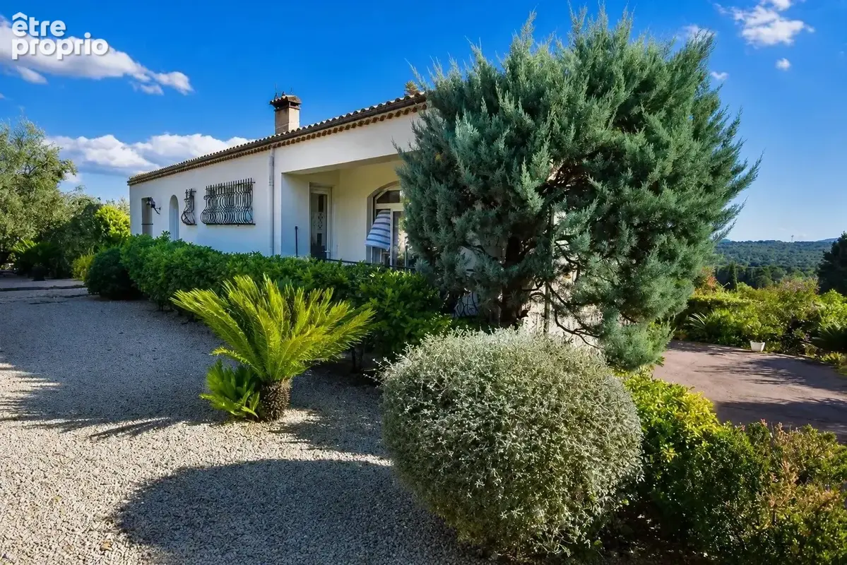 Fayence – Villa de 180 m² avec 3 chambres et vue dégagée - photo 12