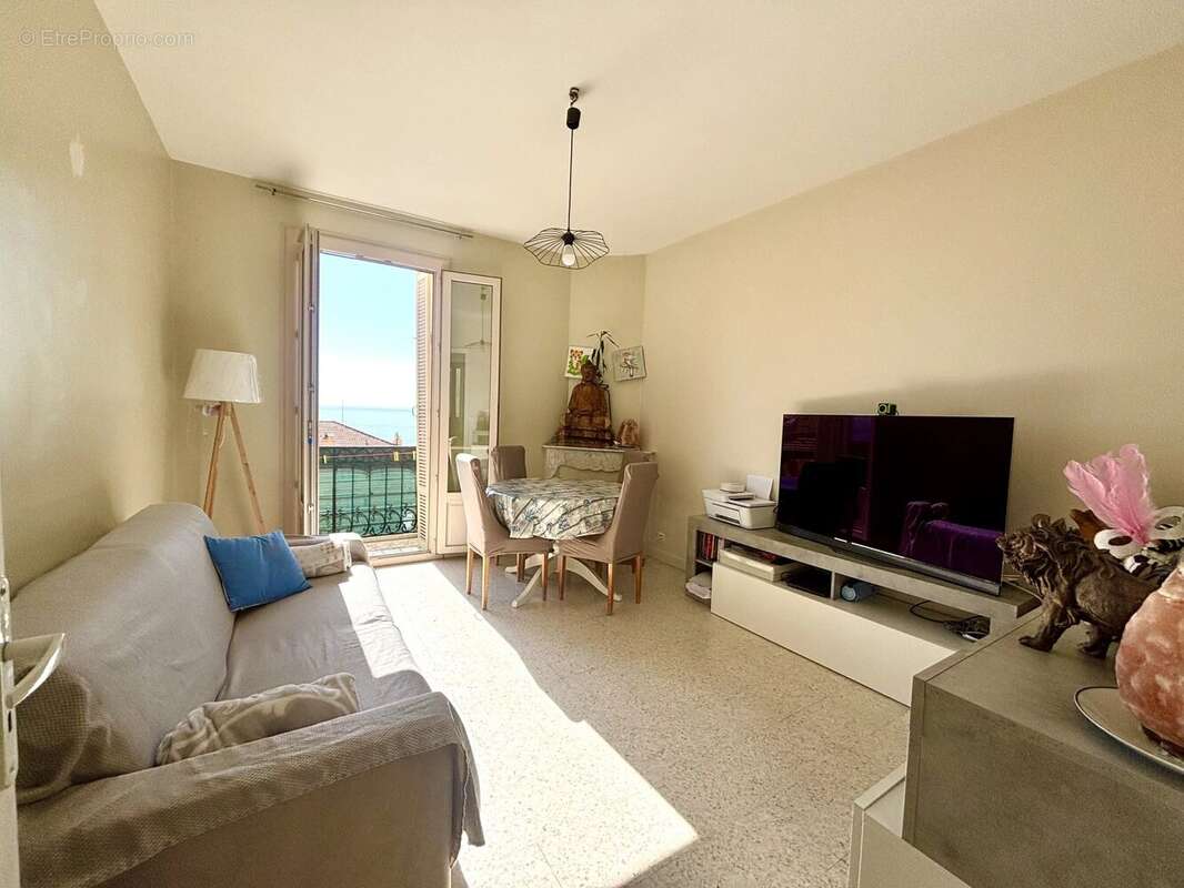 Appartement à BEAUSOLEIL
