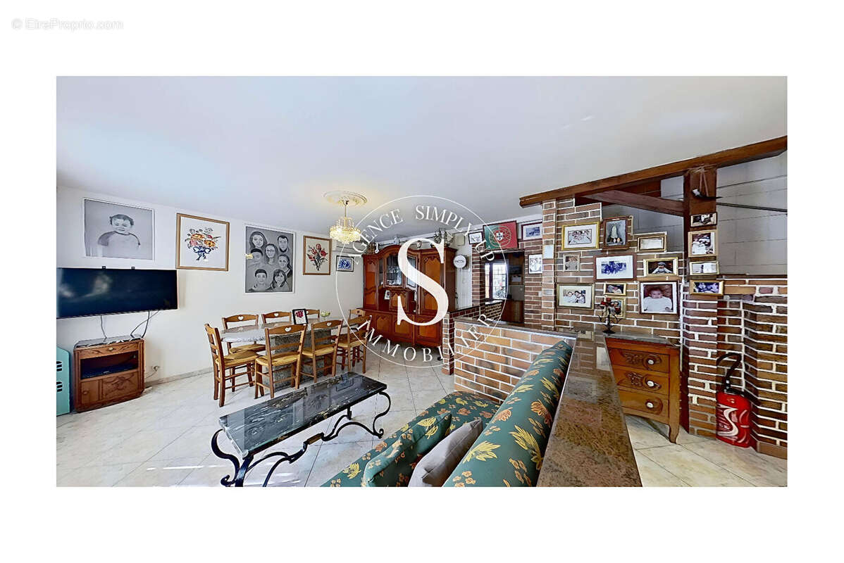 Maison 120 m2  + sous sol total rue Robespierre Bagnolet - photo 2