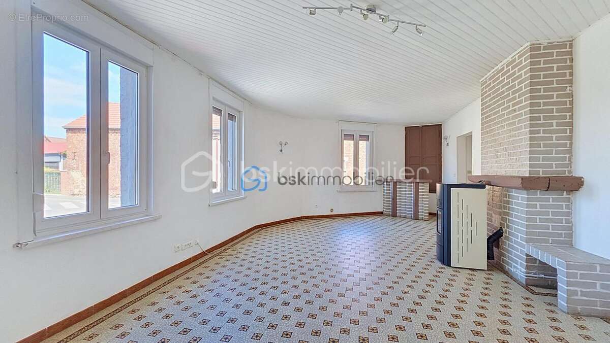 Maison semi individuelle semi plain pied 4 chambres jardin double garage - photo 3