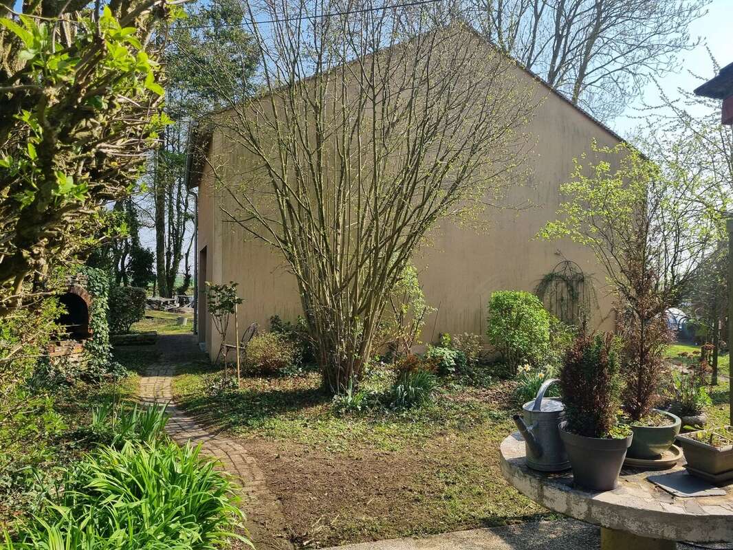 Maison à VILLIERS-SAINT-GEORGES