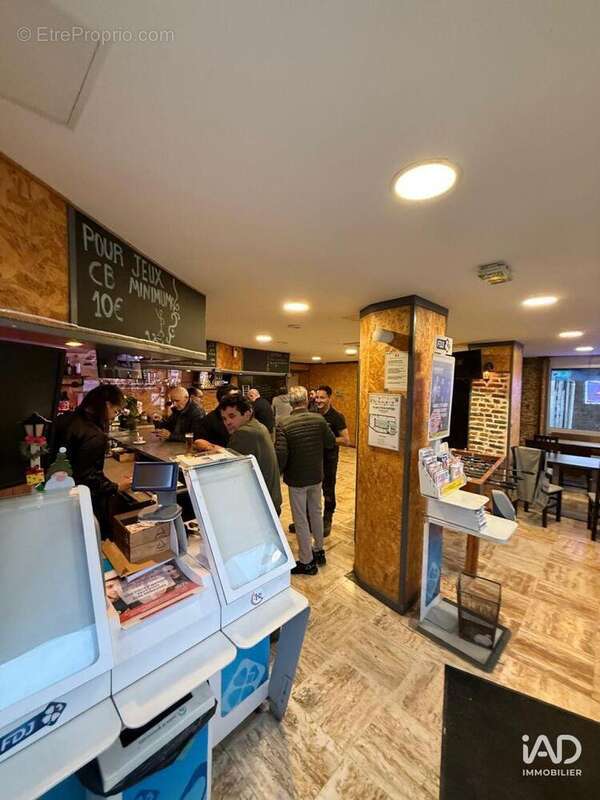 Photo 3 - Commerce à COIGNIERES