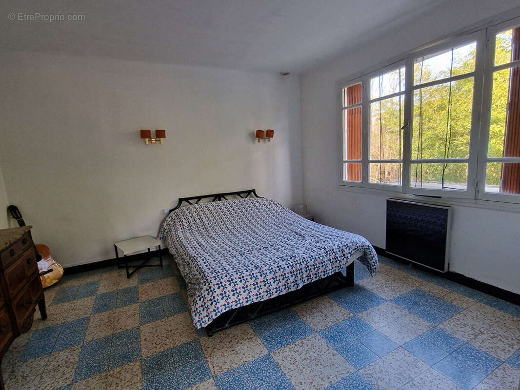 Maison à MOLIERES-SUR-CEZE