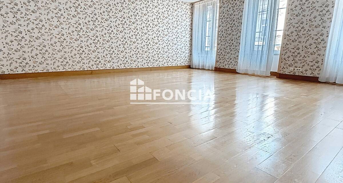 Appartement à FLERS