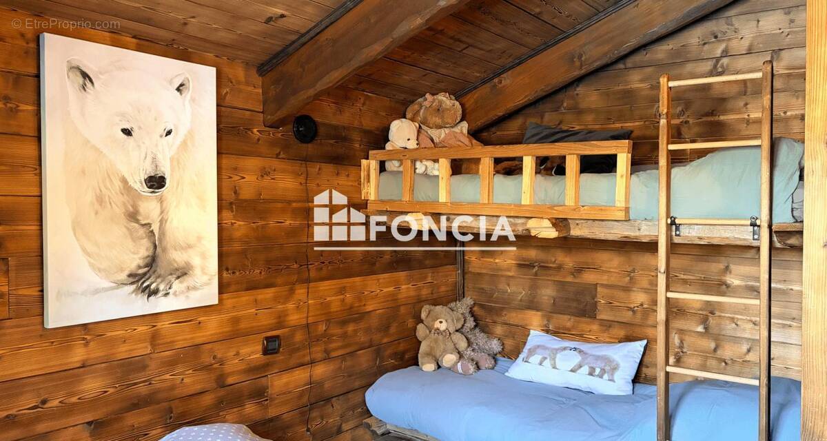 Maison à ARACHES-LA-FRASSE