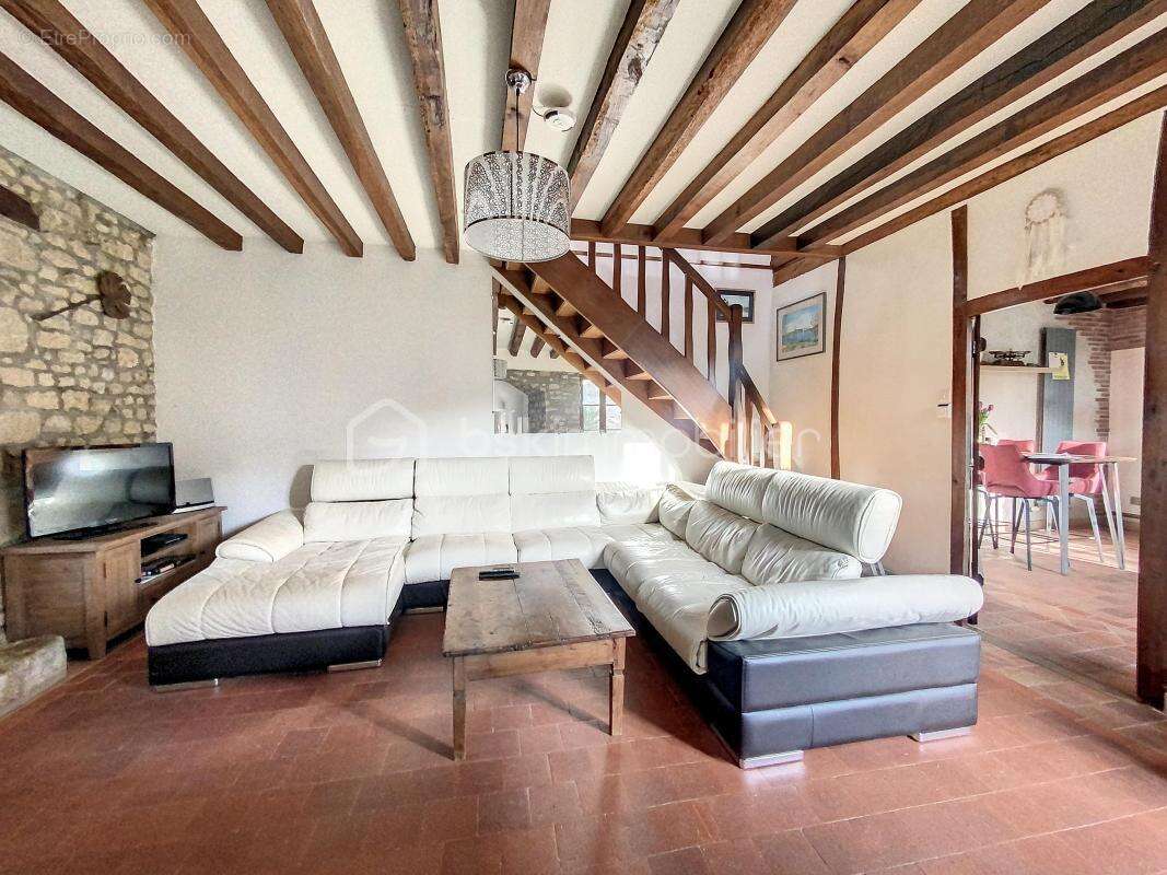 Maison à ETAMPES
