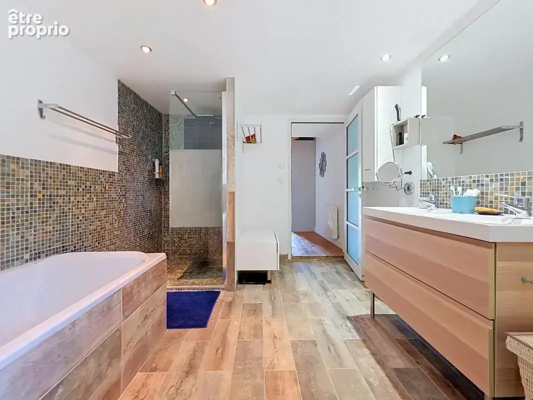 Maison - 5 Chambres - Possibilité 6 - Garage - Atelier - Buanderie - Piscine - Jardin - Terrasse - Au calme Absolu - photo 16