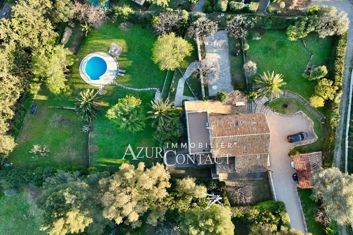Maison à MOUGINS