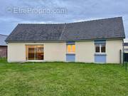 Maison à SAINT-VAAST-D'EQUIQUEVILLE