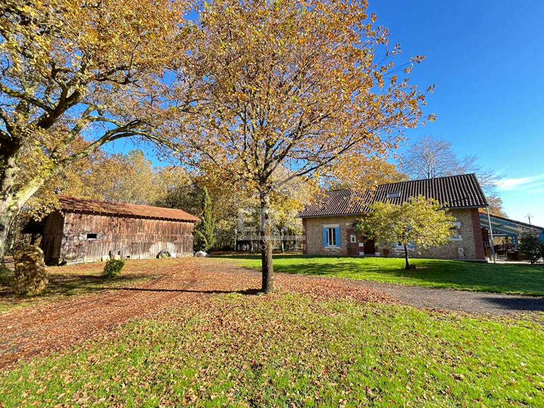 Maison à LABRIT