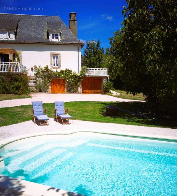 Maison à BARRIAC-LES-BOSQUETS