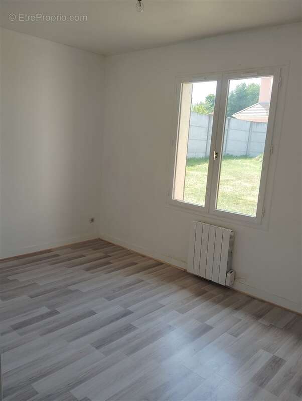 Maison à COURDEMANCHE