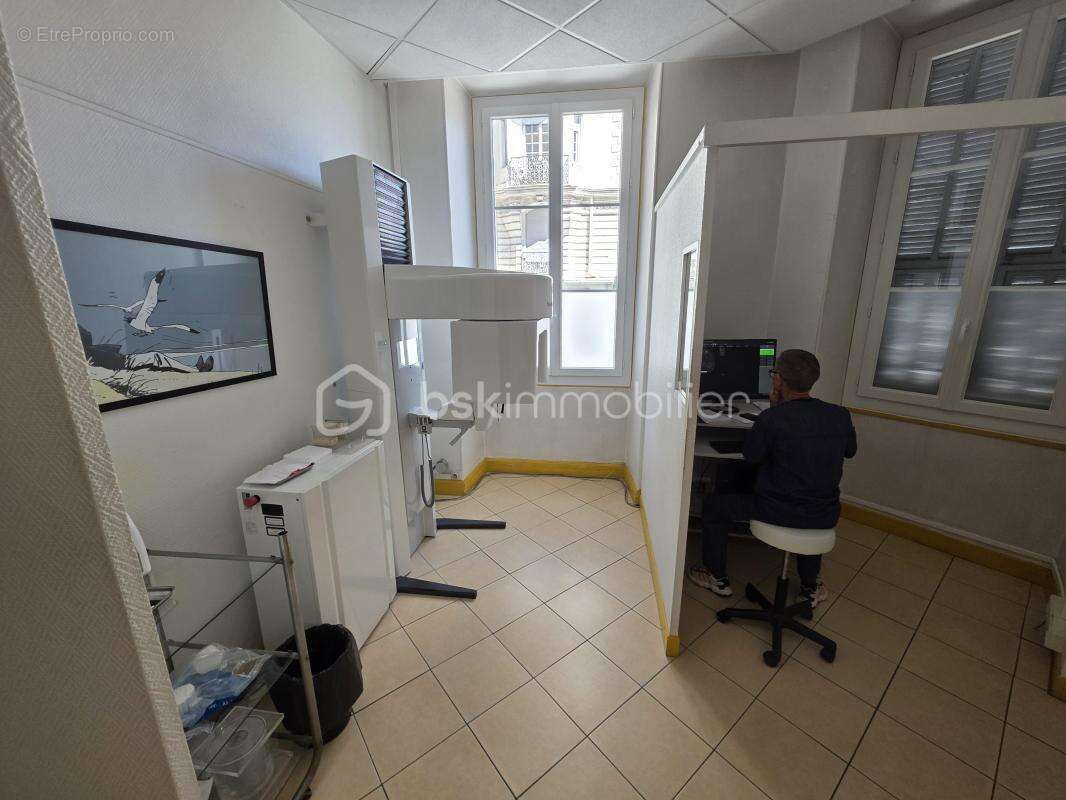 Nice centre – quartier des musiciens – local professionnel de 208 m² - photo 8