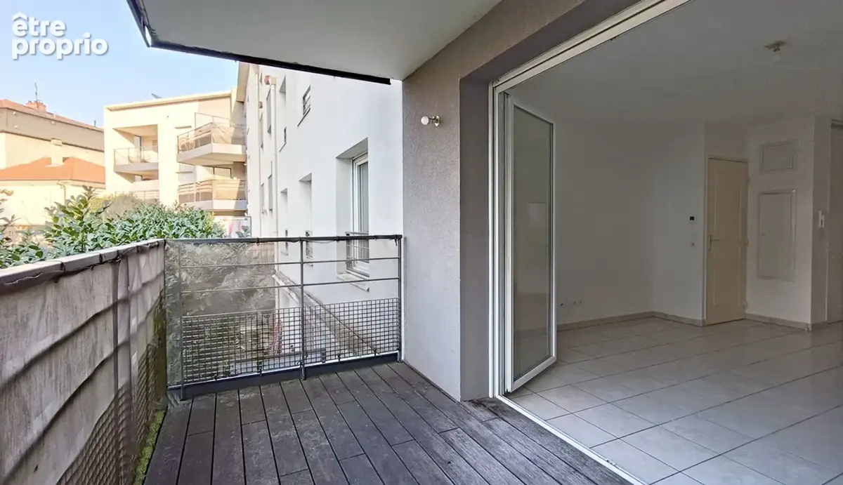 Caluire t2 cote jardin - garage inclus - dpe : c - photo 11