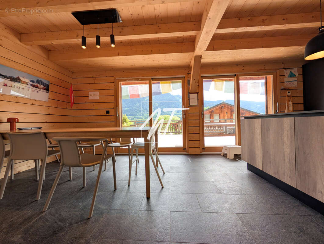 Appartement unique sur le coteau Sud de Samoëns - photo 2