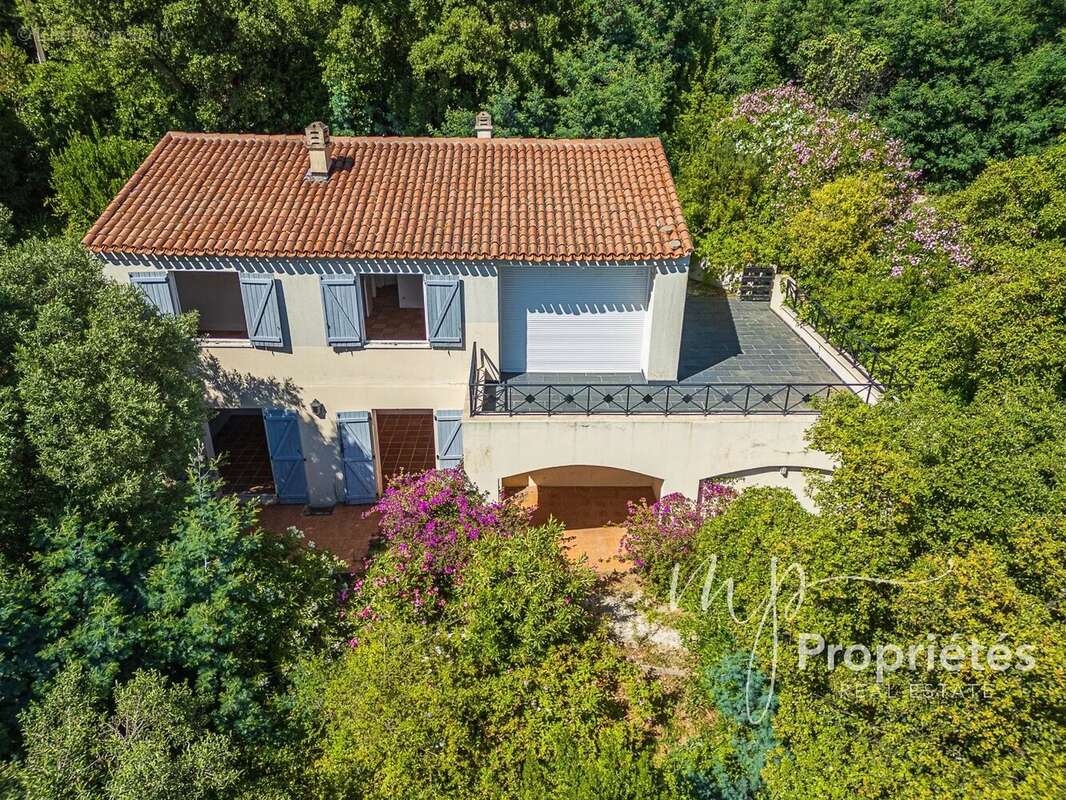 Maison à RAYOL-CANADEL-SUR-MER