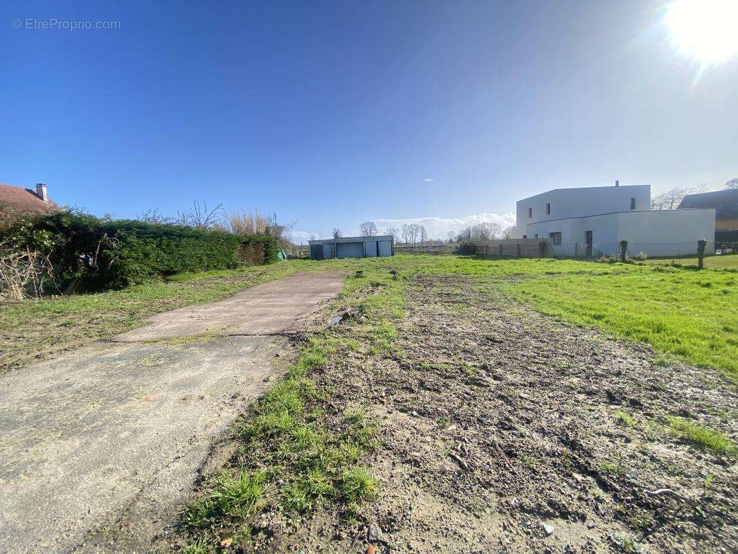 Terrain à TROUVILLE-SUR-MER