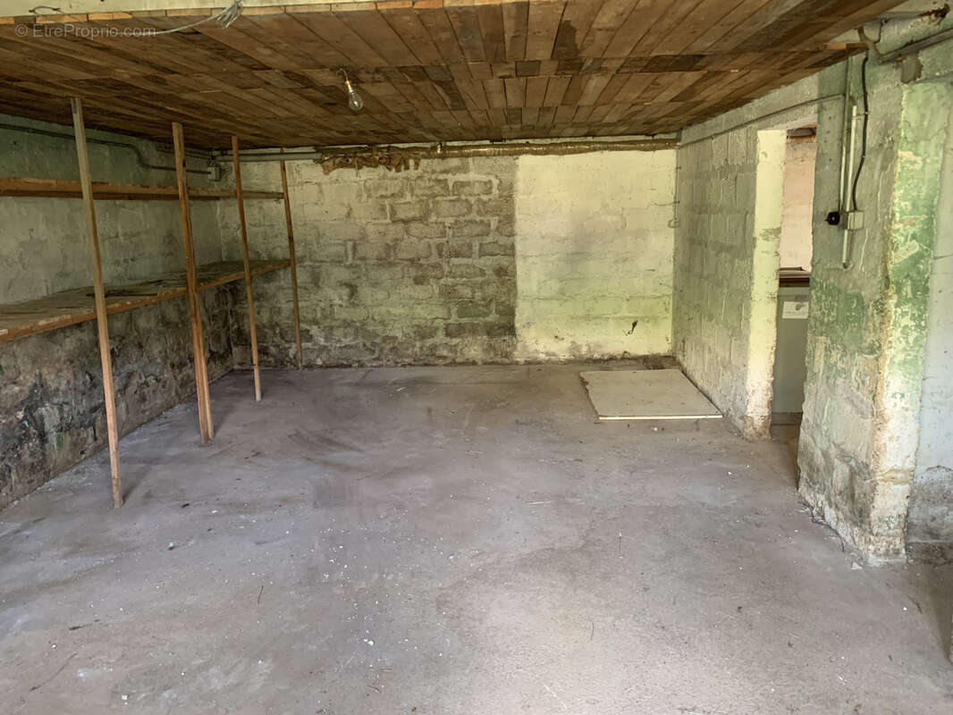 Maison à MONTACHER-VILLEGARDIN