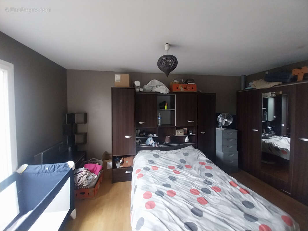 Maison à AYGUEMORTE-LES-GRAVES