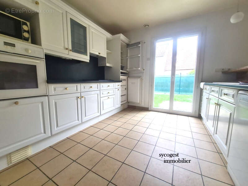 Maison Montfermeil 5 pièce(s) 85 m2 - photo 5