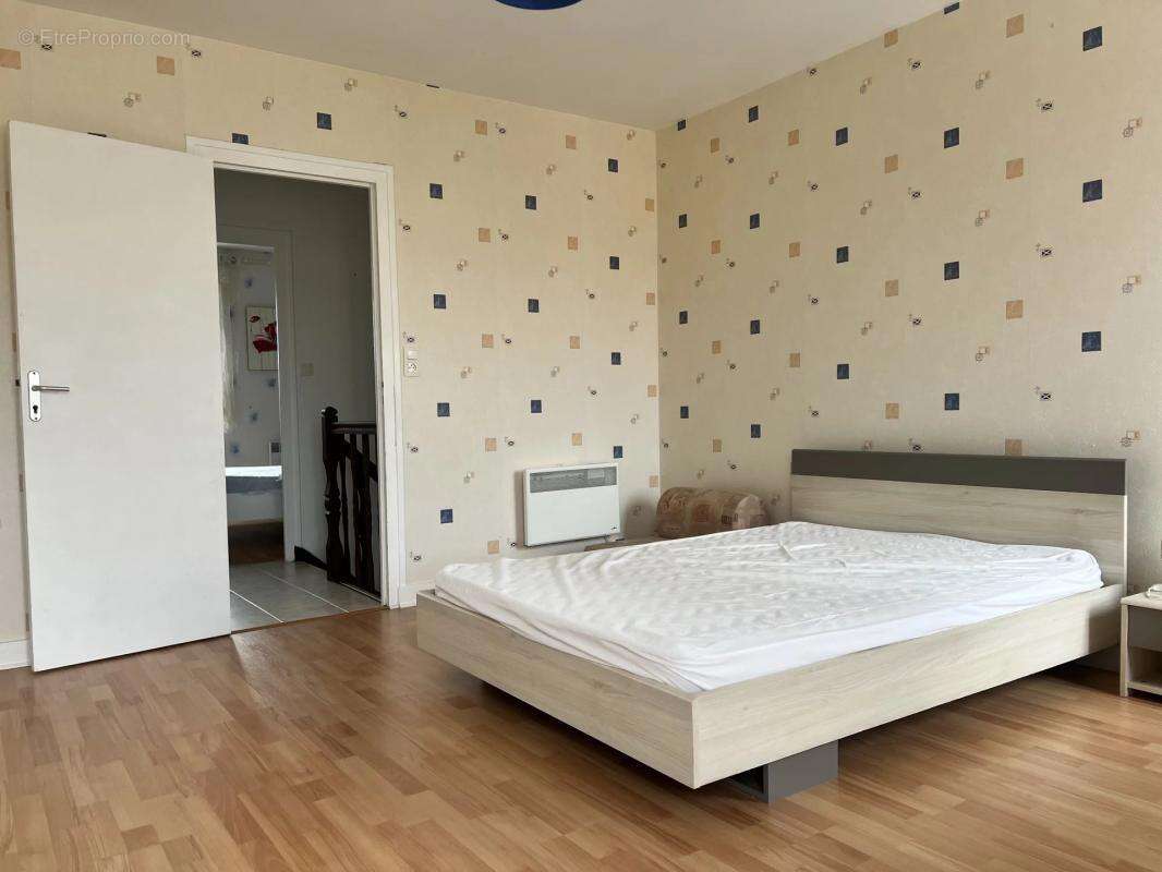 Maison à PORT-DES-BARQUES