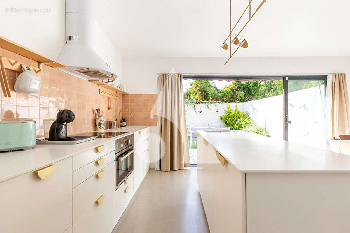 Maison à SAINT-DENIS