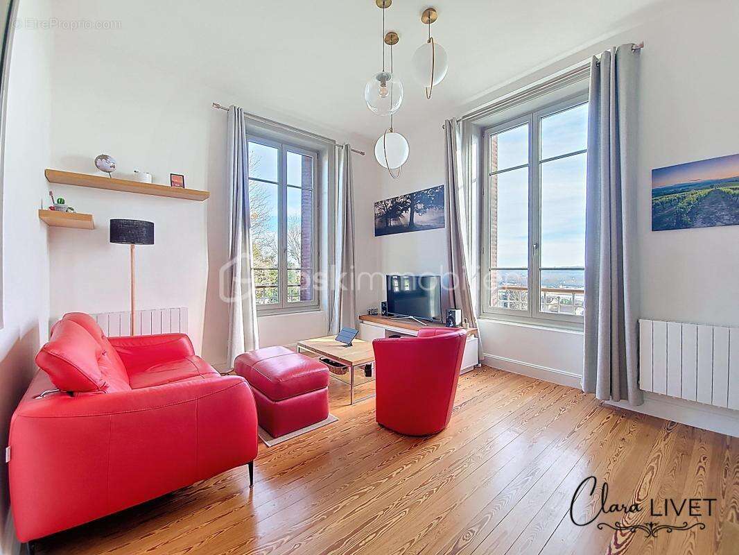 Appartement à LIMAS